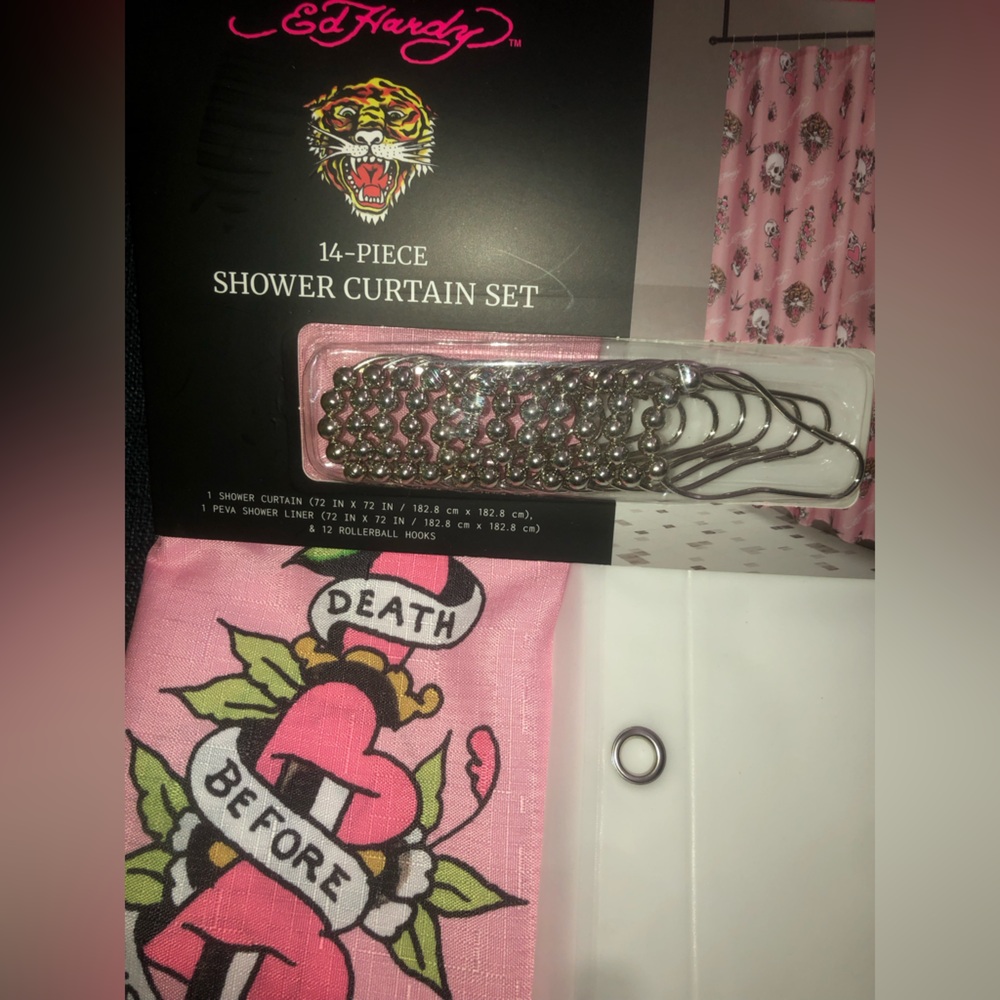 ‼️ ED HARDY Pink Tattoo-Print Shower Curtain Set with Silver Hooks